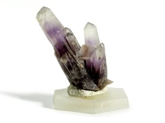 rough amethyst specimen