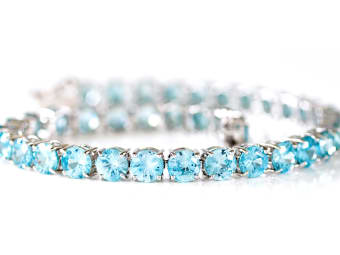 round cut light-blue zircon tennis bracelet set in silver