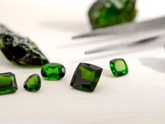 polished and faceted chrome diopside gemstones