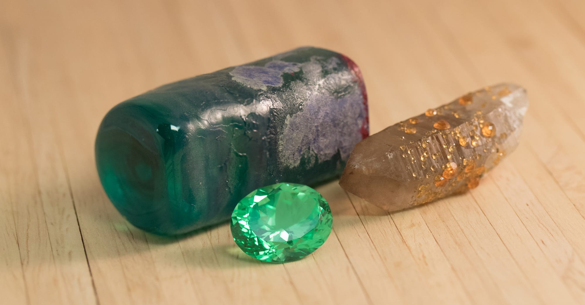 Natural vs Lab Grown Gemstones