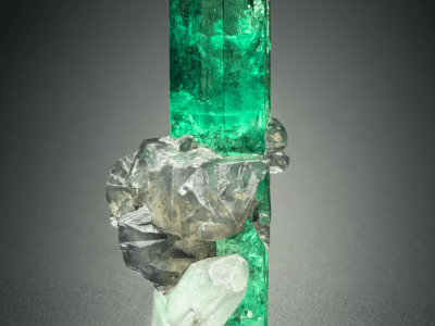 Emerald Rough