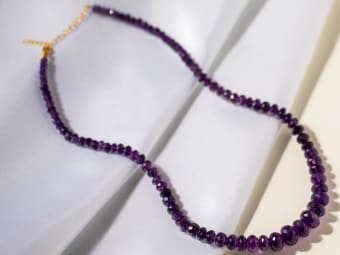 purple amethyst beaded gold necklace 